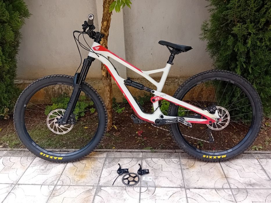YT Jeffsy CF Pro M, 27.5 Карбон, Мекица, Ендуро, DH