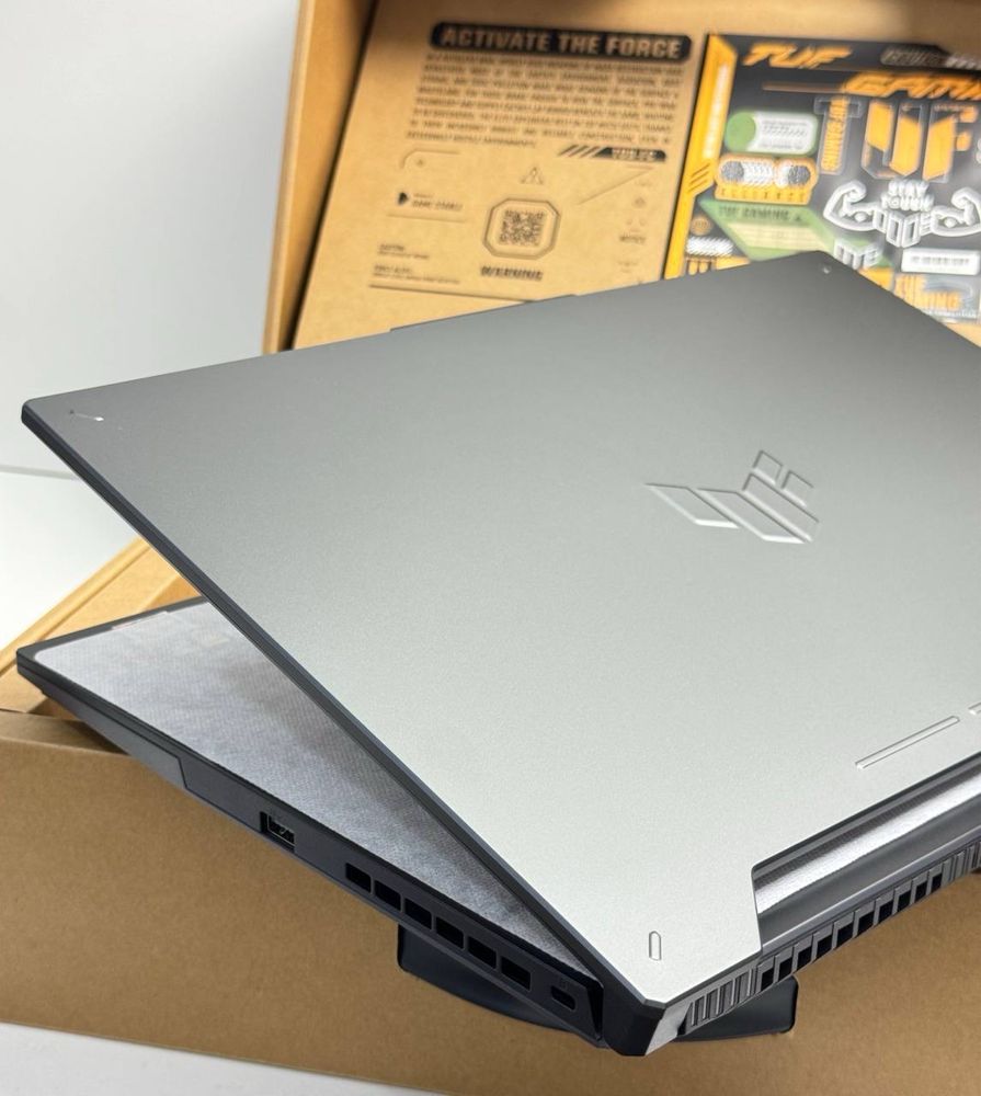 Asus Tuf Gaming Ryzen 7 - 7435HS. Nvidia RTX 4050 6GB. Kafolat 1 Yil