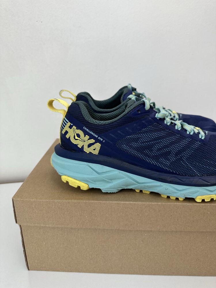 HOKA Challenger  (36 ) Маратонки