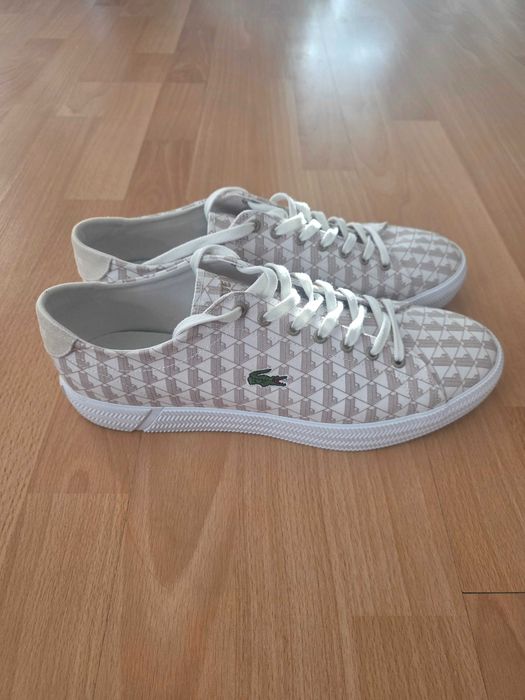 Маратонки Lacoste