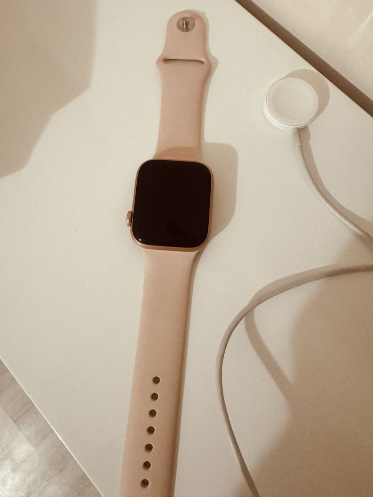 Apple watch seria 5 -44 mm