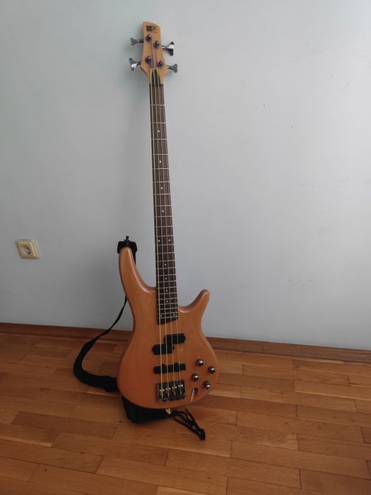 Бас китара Ibanez SR400