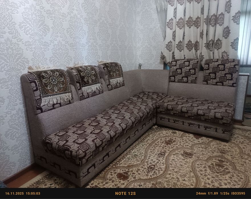 кухинный уголок