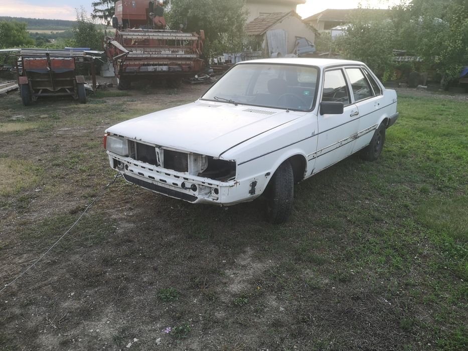 Audi 80 B2 на части