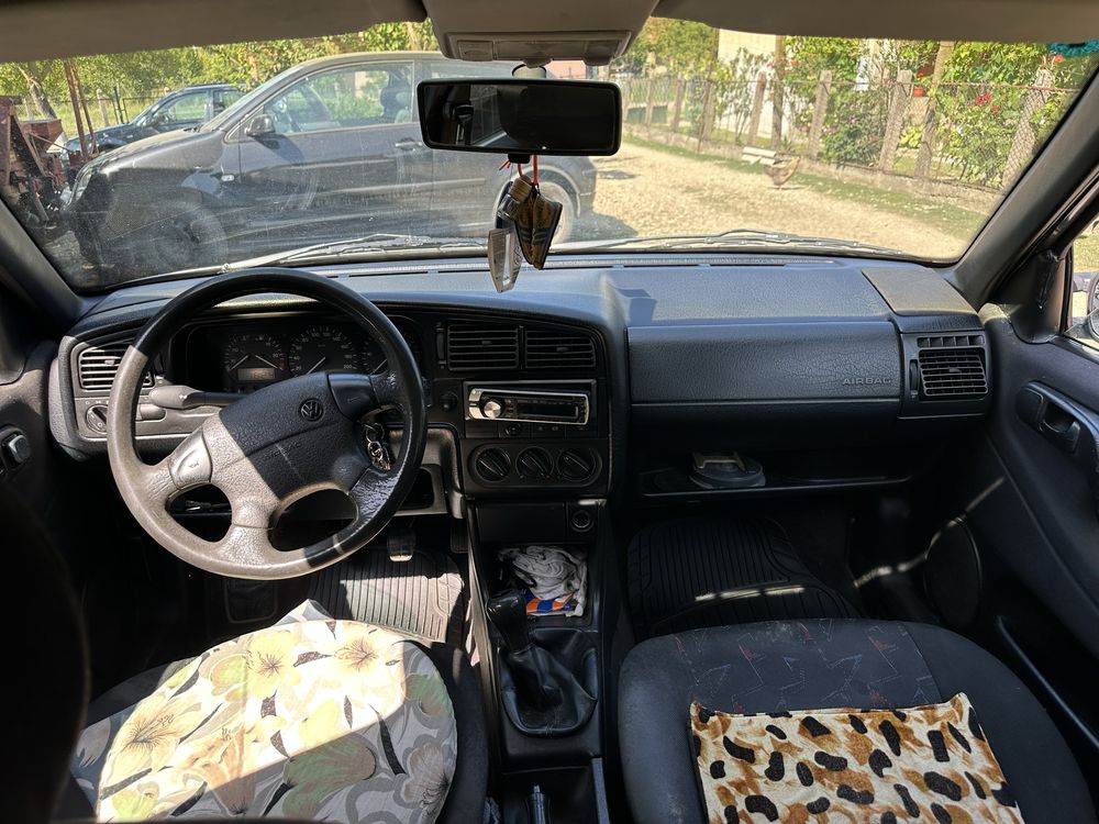 Vând Volkswagen Passat