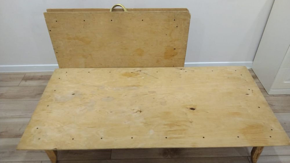 Жер стол сатылады жиналмалы 2м и 1,5 м общий 12.000