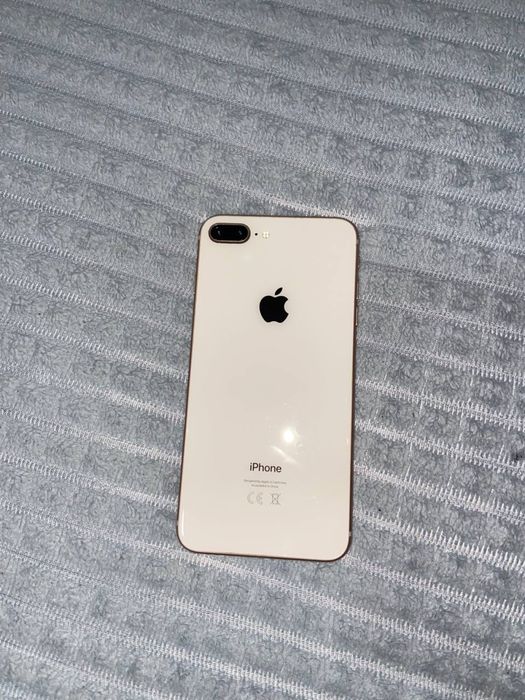 Iphone 8 plus в хорошем состоянии