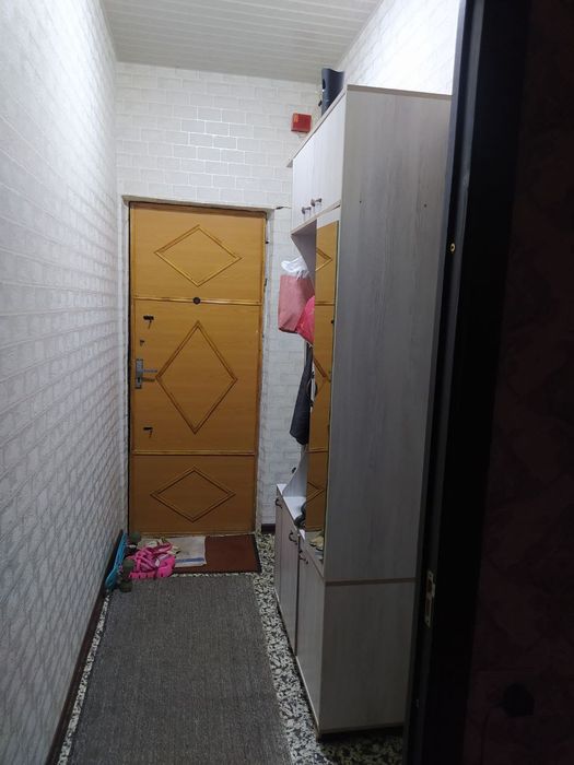 Продам 2³х 2этаж 4дом Чилонзор 15кв