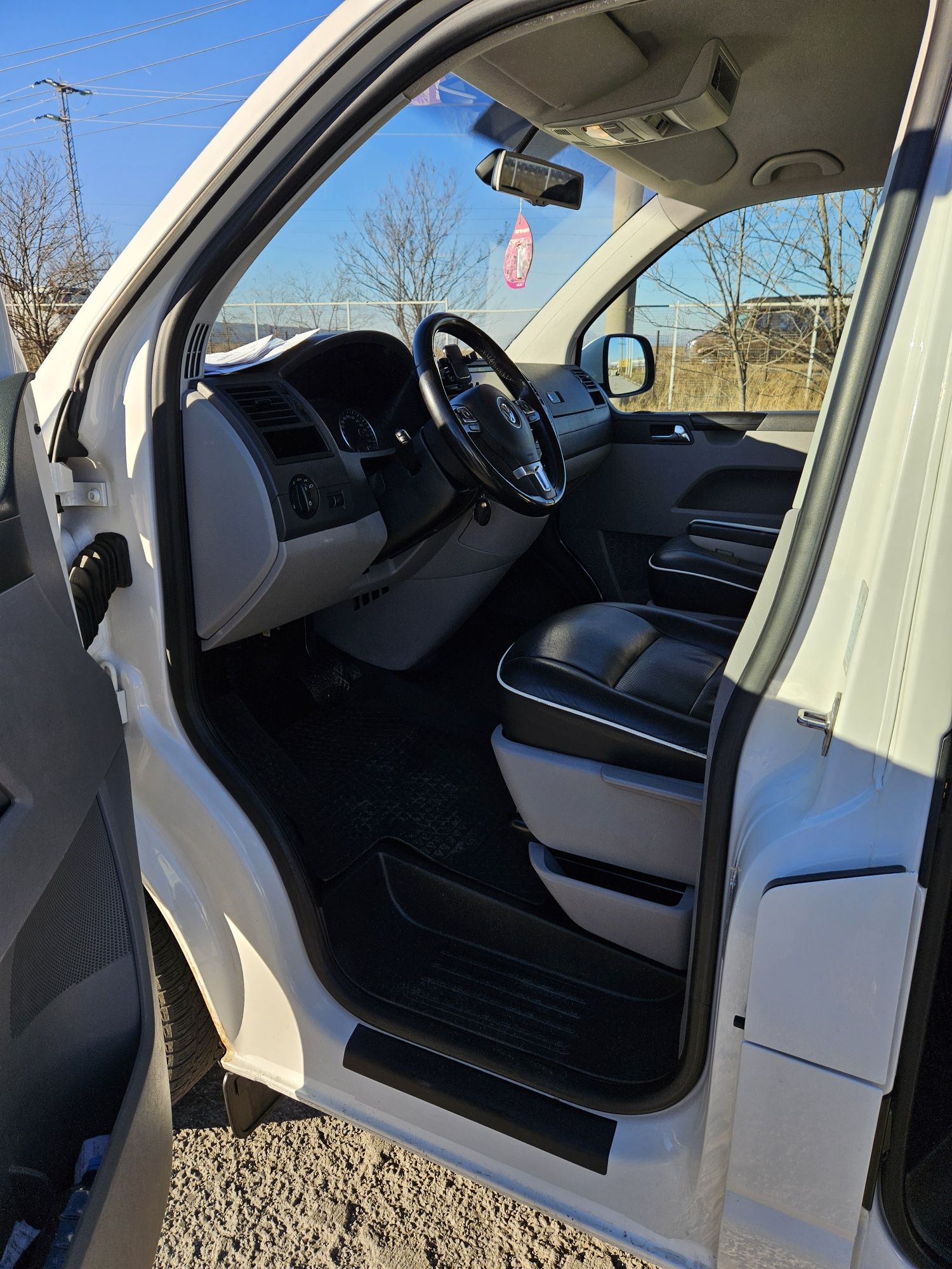 Se vinde volkswagen transporter