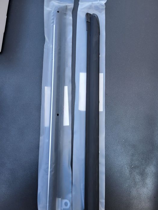 Молдинг под форточку Lexus GX 470