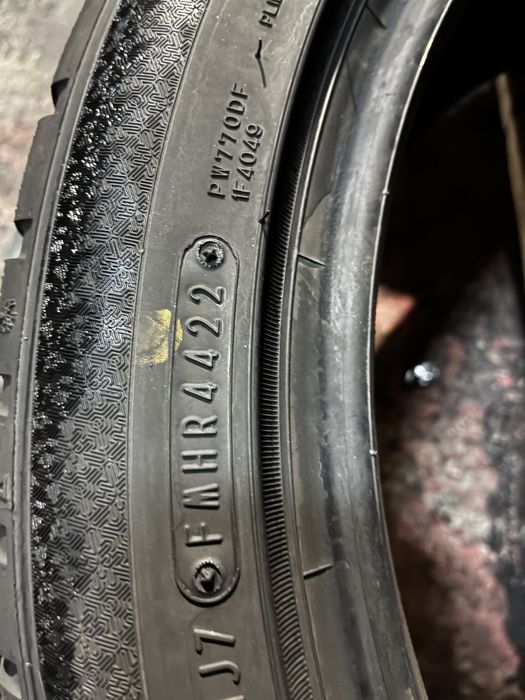 225/45R18 Falken 7,2-6,6mm 2022 perfecta stare