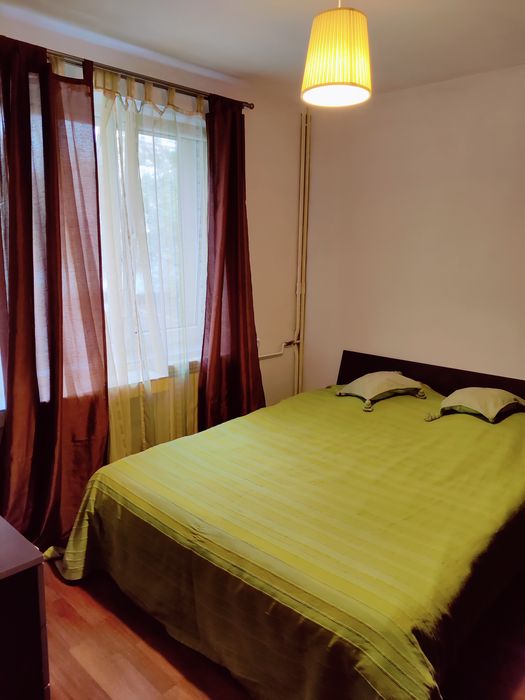 Închiriez apt. 3 camere zona Crangasi
