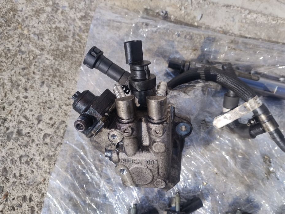 Дюзи БМВ 177кс. 2.0д N47/ комплект горивна система BMW 2.0d
