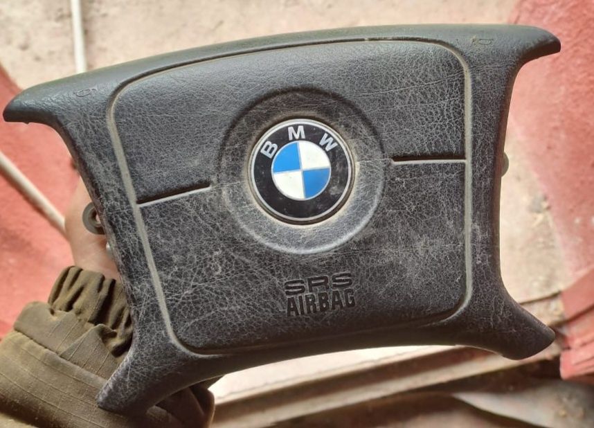 Продам airbag  нa BMW