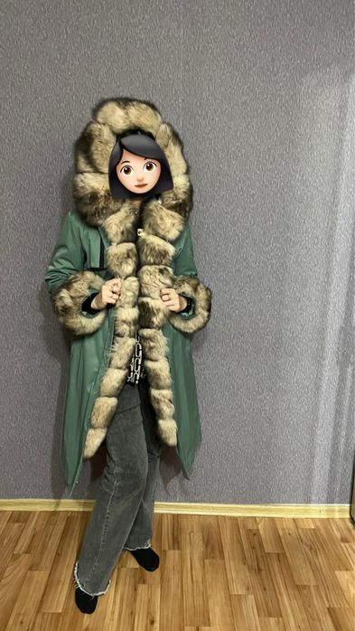 Парка в отличном состоянии М размер 110см