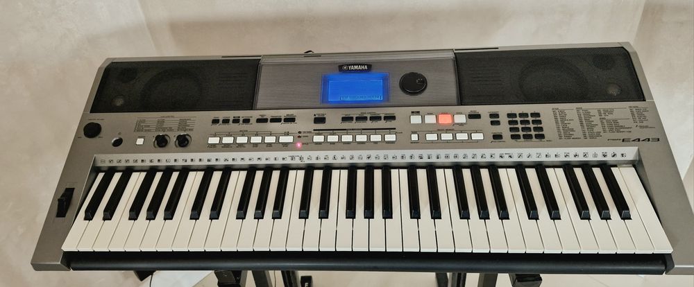 Vánd Orga Yamaha psr e 443