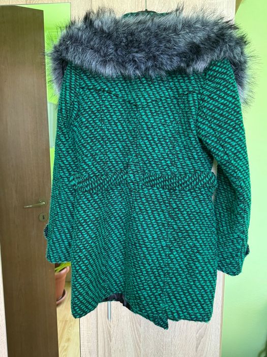 Palton cu guler din blana