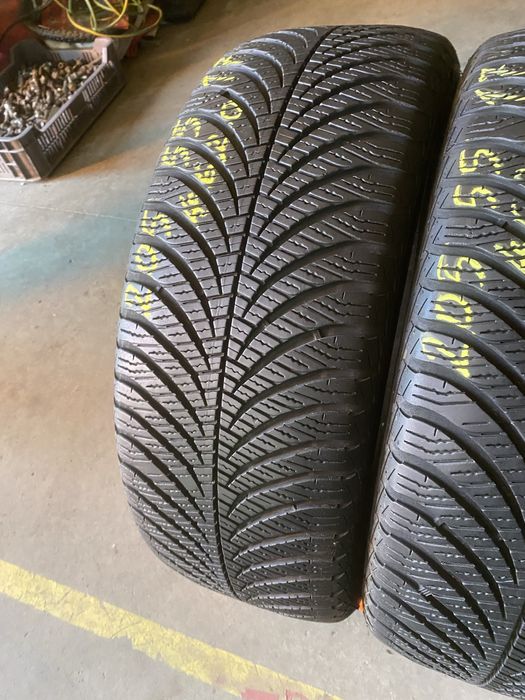 Anvelope All Season 205/55/17 Goodyear Vector 4 Seasons 205 55 17 R17