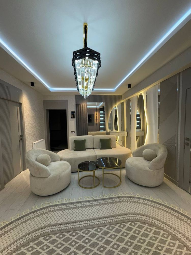 Продажа 4х комнатной квартиры в центре самарканда