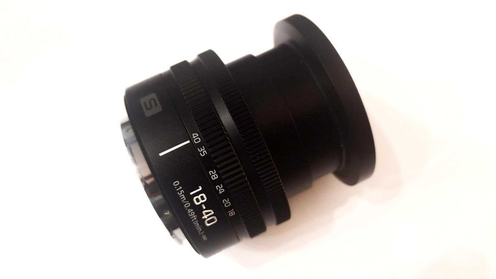 Panasonic Lumix S 18-40mm f/4.5-6. L-Mount