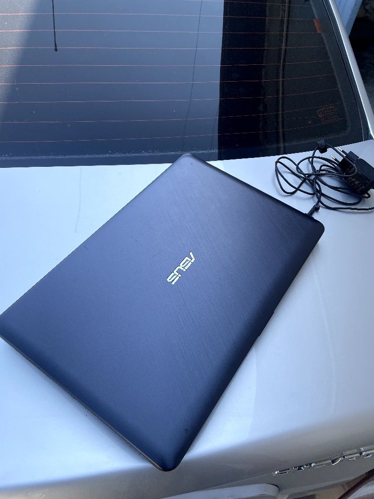 Asus notebook 1tb