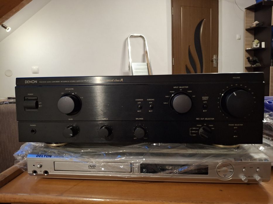 Vand statie Denon 2×110 w