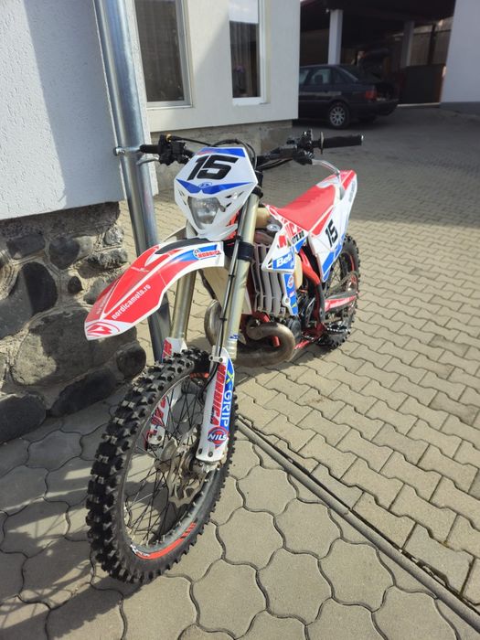 Vând Beta RR Raesing 300 2T