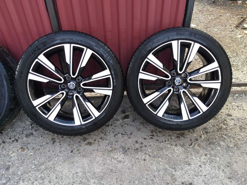 Jante Volvo R19 5-Double Spoke Black Diamond Cut