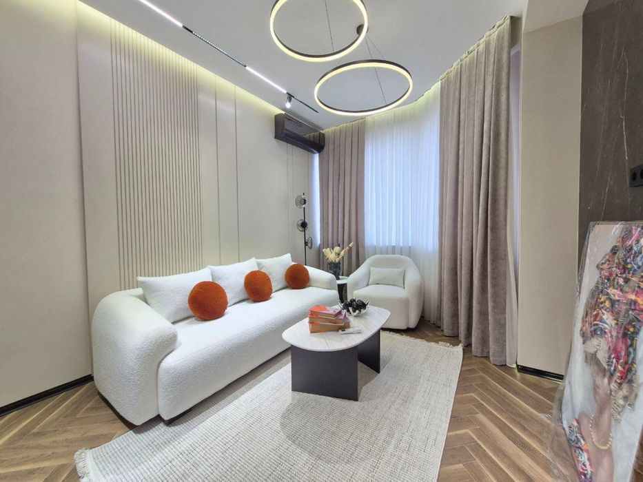 Срочно продается 2х комнатная квартира новостройка на Дархане