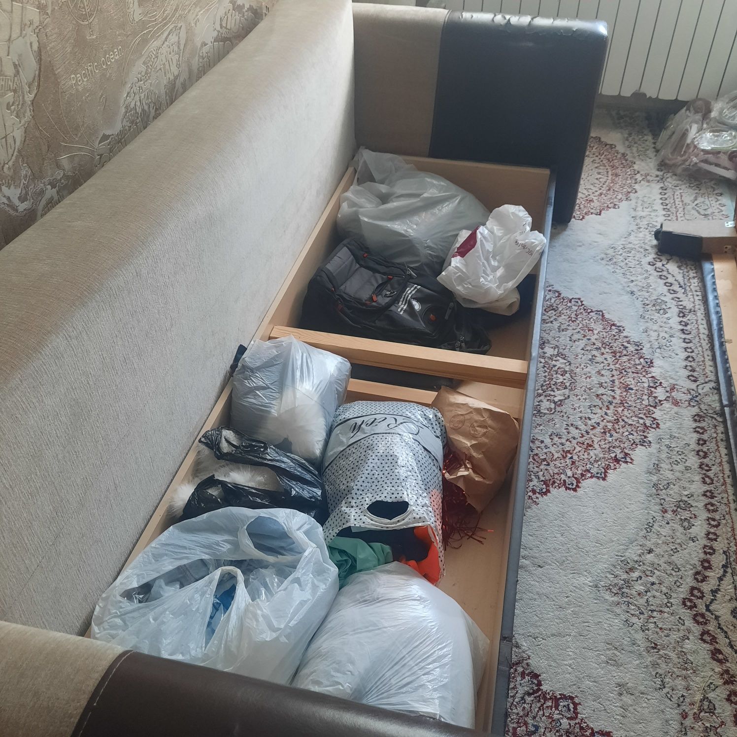 Продам диван раскладной разборный