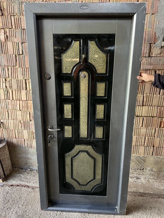 Ușa metalica exterior