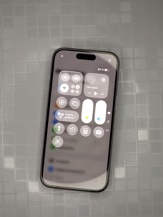 iPhone 15  e sim LL/A