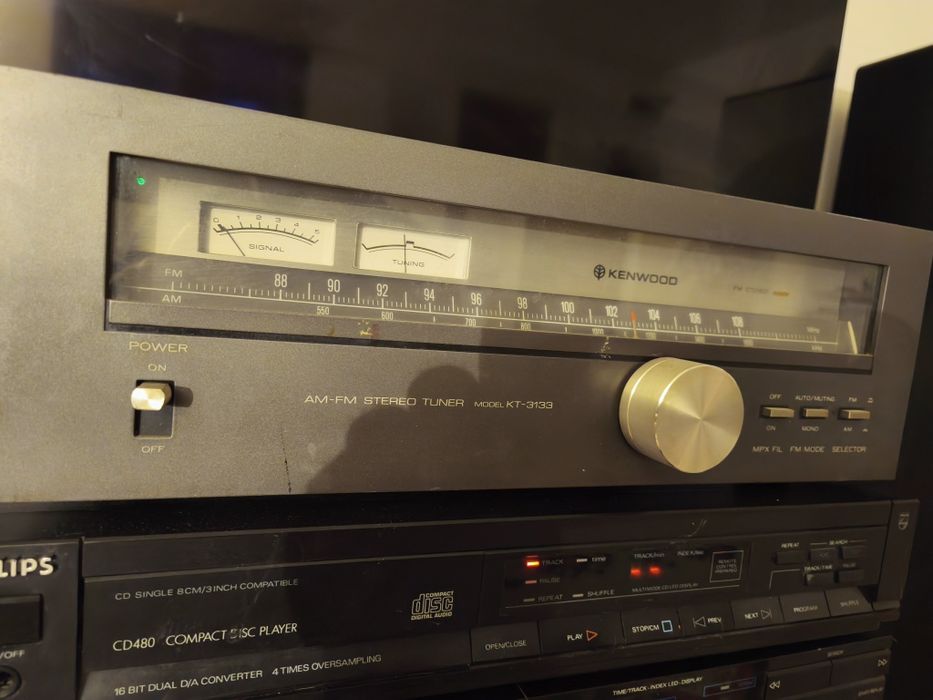 Sistem audio CD cu TDA1541