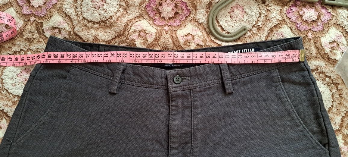 Брюки,  штаны ,полуклассика, размер 33, в поясе 41см