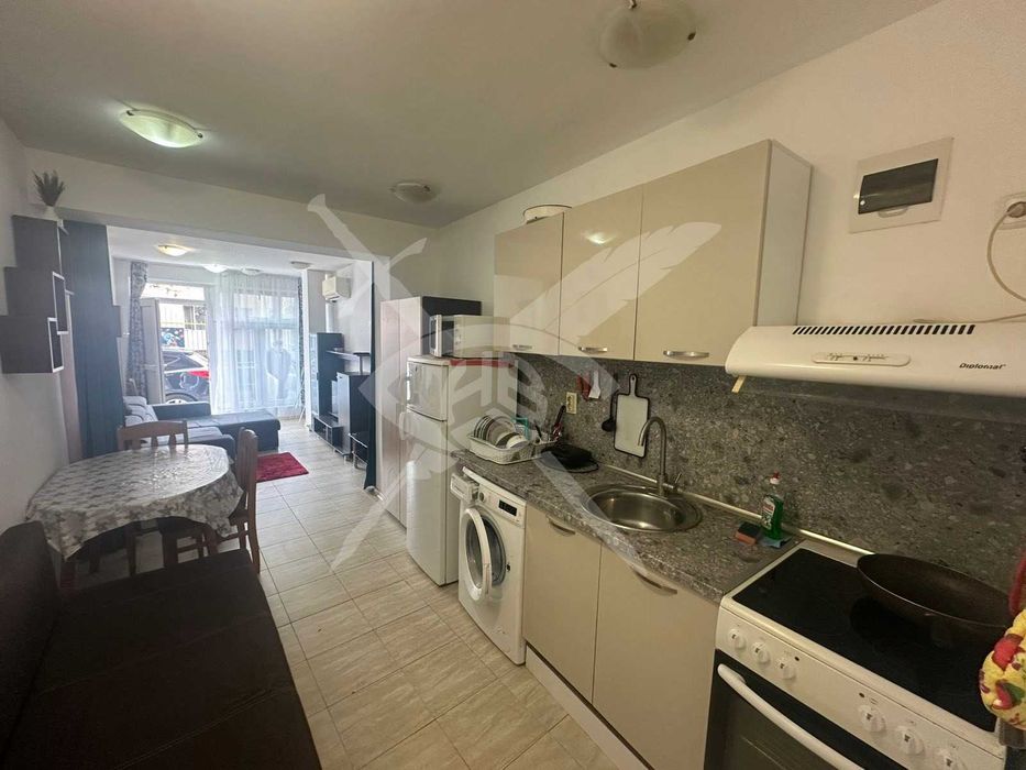 Едностаен апартамент в квартал Лазур 96031