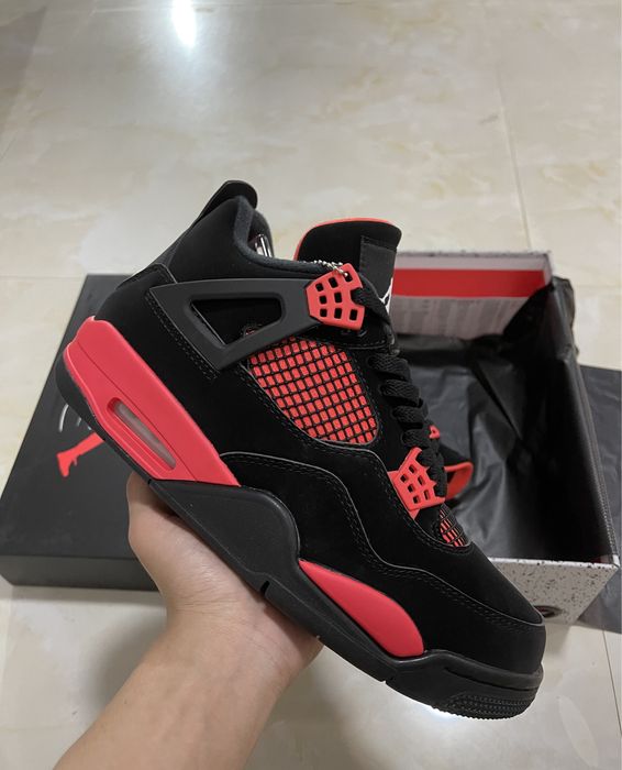 Air Jordan 4 Retro Red Thunder