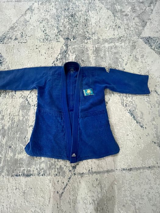 Оргинал адидас кимано 160