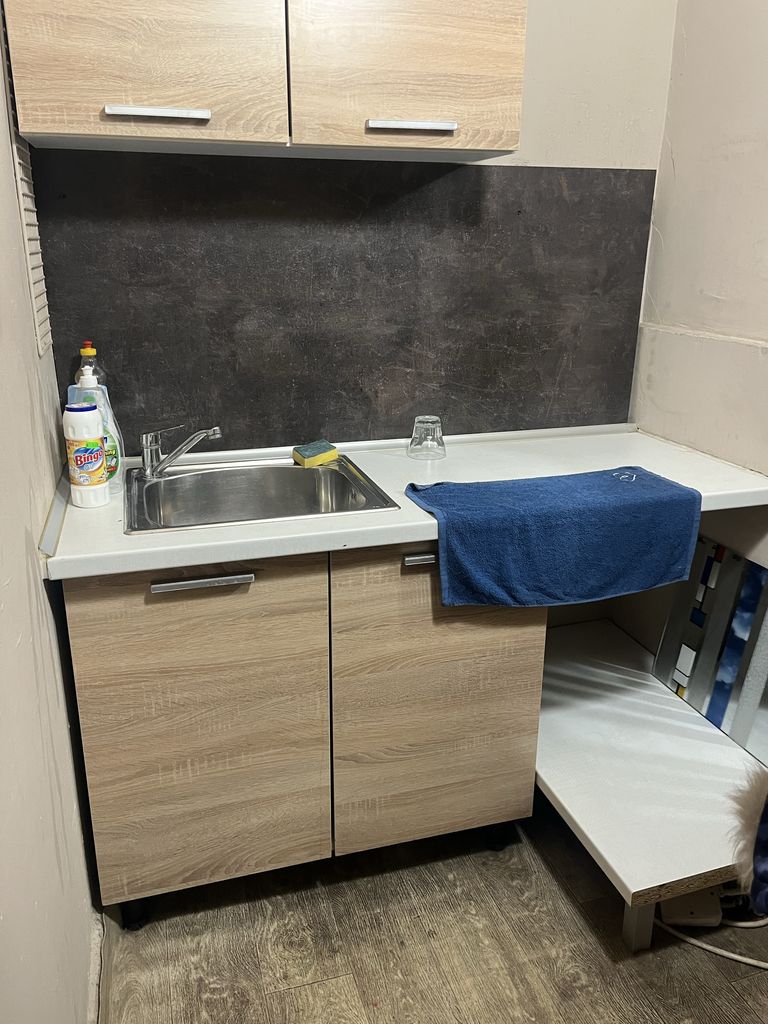 Дава се под наем Магазин в Варна, Базар Левски - 48 кв.м за 612 € - Снимка #7