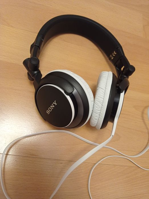 Căști cu fir Sony MDR-V55