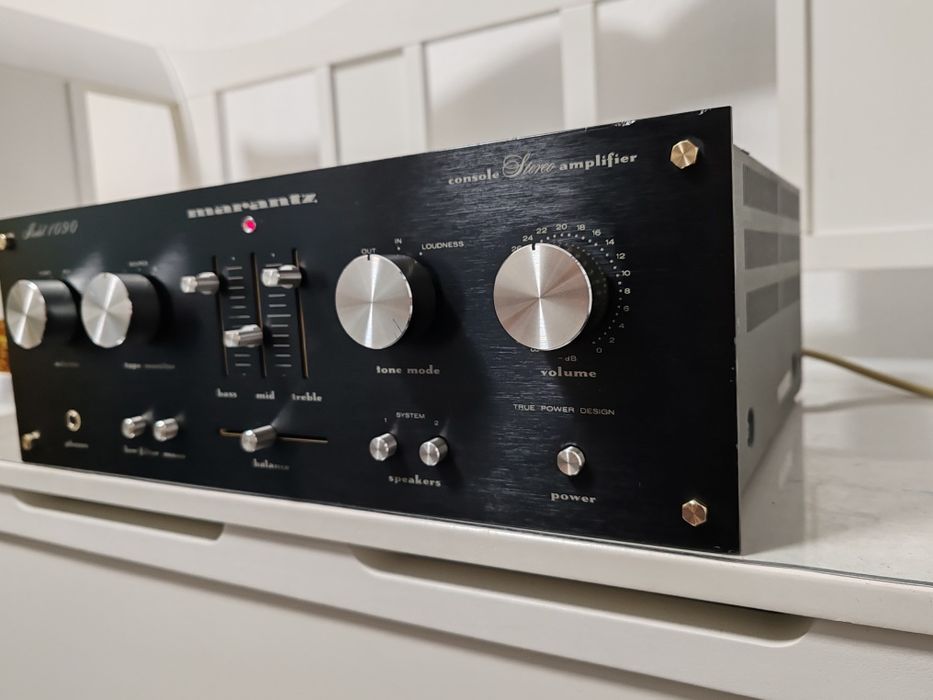 Marantz Model 1090, Germania