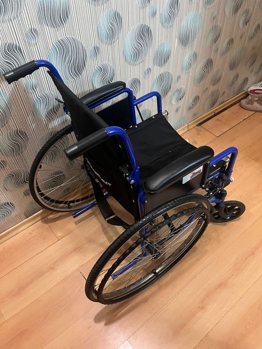 Кресло инвалидное