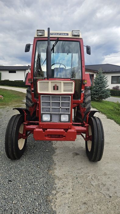 Tractor International 745 XL