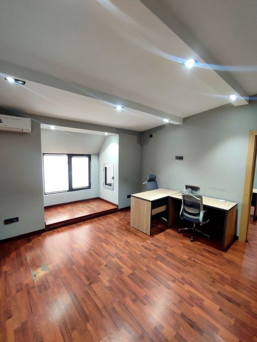 Сдается офис 60 м² в ц5 центр города (AX)