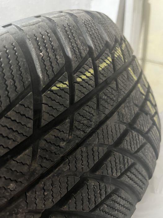 Bridgestone 225/45/18