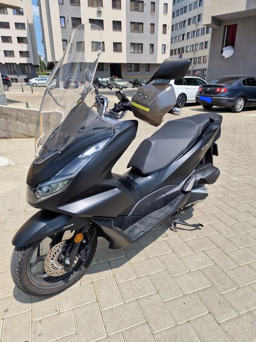 Scuter Honda PCX 125