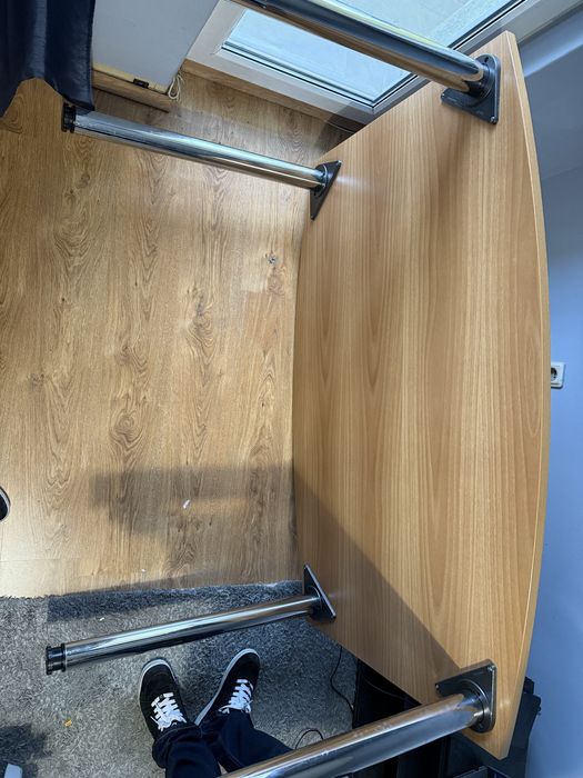 Бюро- масивно и много запазено