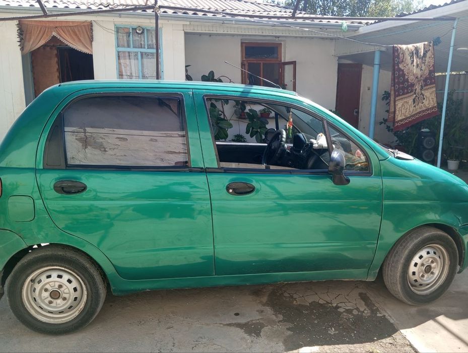 Matiz gaz qoʻyilmagan ayol kishi haydagan