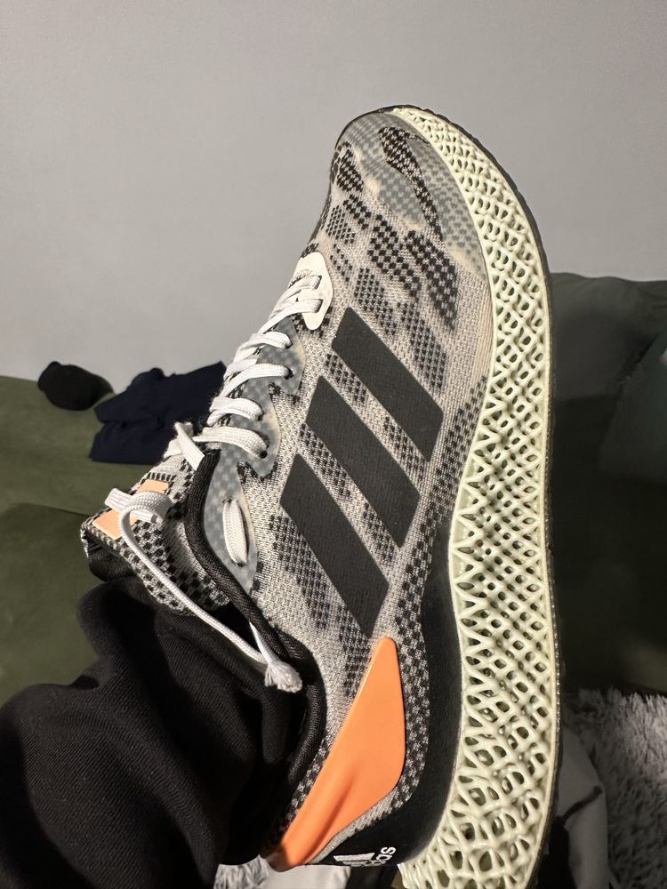 Adidas 4D RUN 1.0