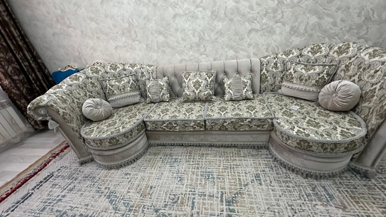 Продам диван в отличном состоянии