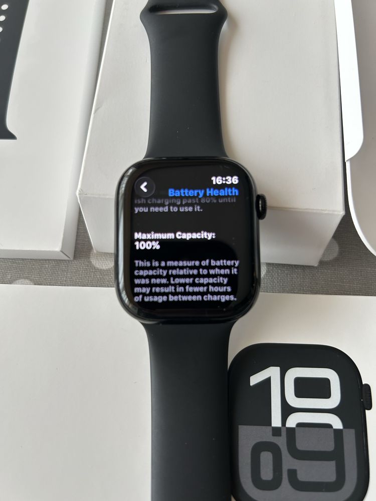 Apple Watch Series 10 46mm Jet Black Al Black SB M/L GPS